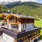 Mont Blanc By Interhome Lägenhet Sölden